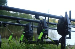 Fox Black Label Adjustable Line Clips x2