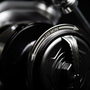 Savage Gear SGS6 6000 FD 6+1BB Jig Olta Makinesi