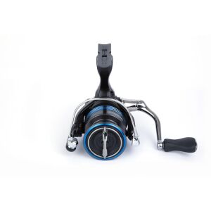 Shimano Nexave FI 2500 HG Spin Olta Makinesi